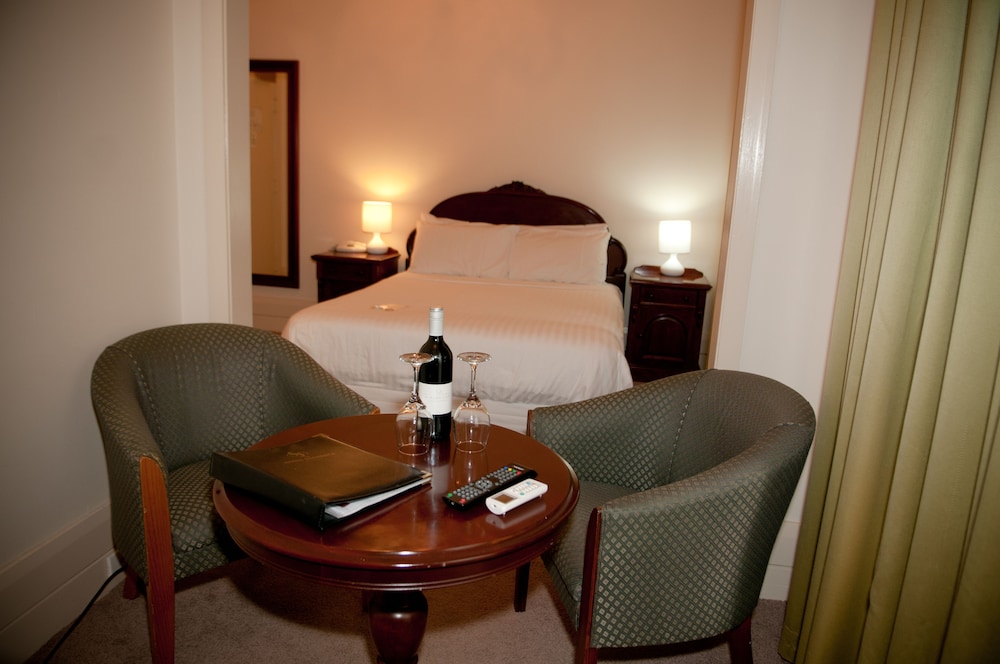 Executive Room - Photo 5