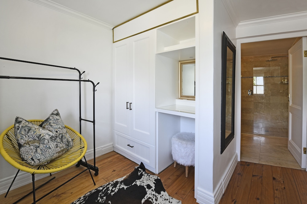Veranda Suite photo 3