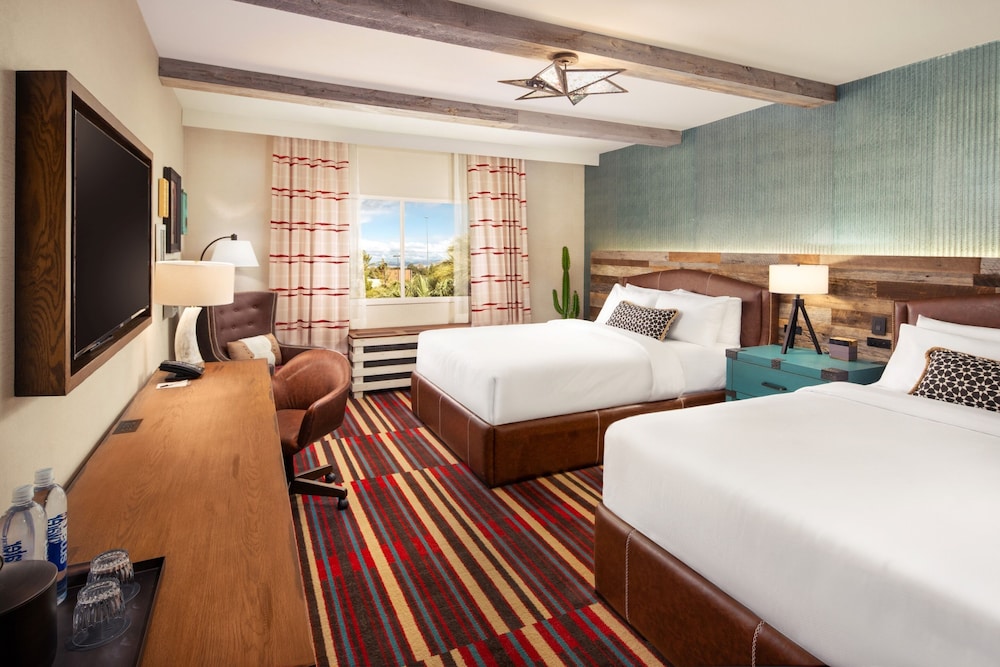 Lodge Queen - Photo 2