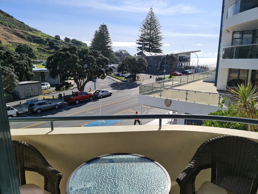 Deluxe Studio Oceanview photo 2