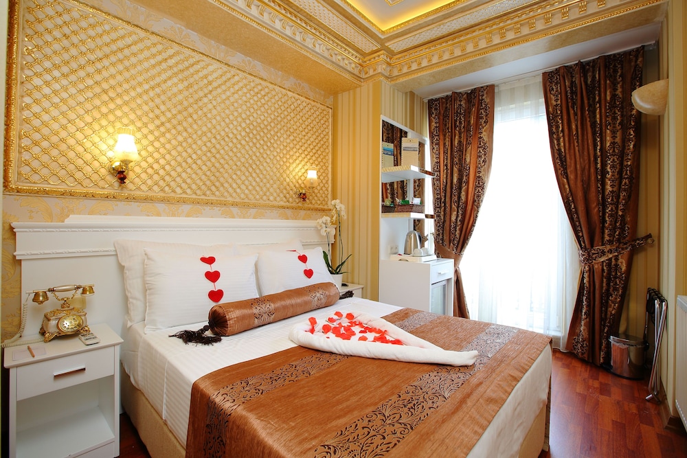 Deluxe Double or Twin Room photo 3