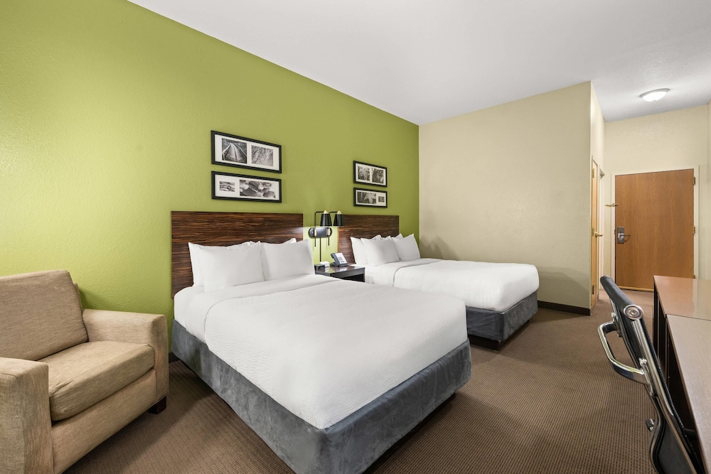 Standard Double Room, 2 Double Beds - Photo 2