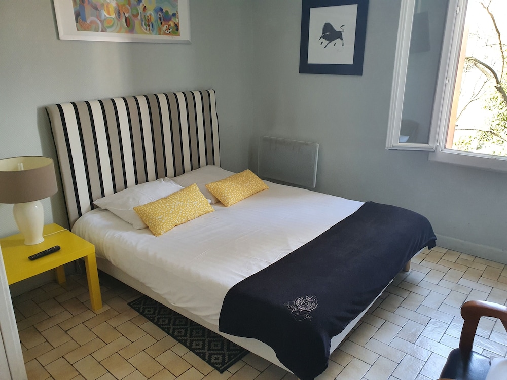 Double Room, Non Smoking - Photo 1