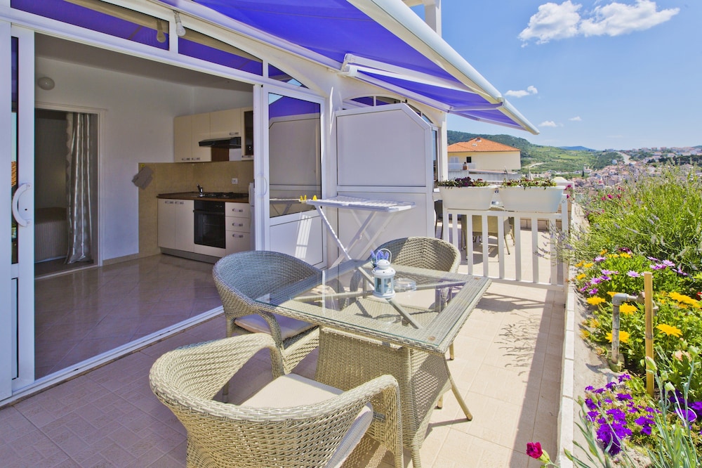 Comfort Apartment, 1 Bedroom, Terrace, City View - Photo 10