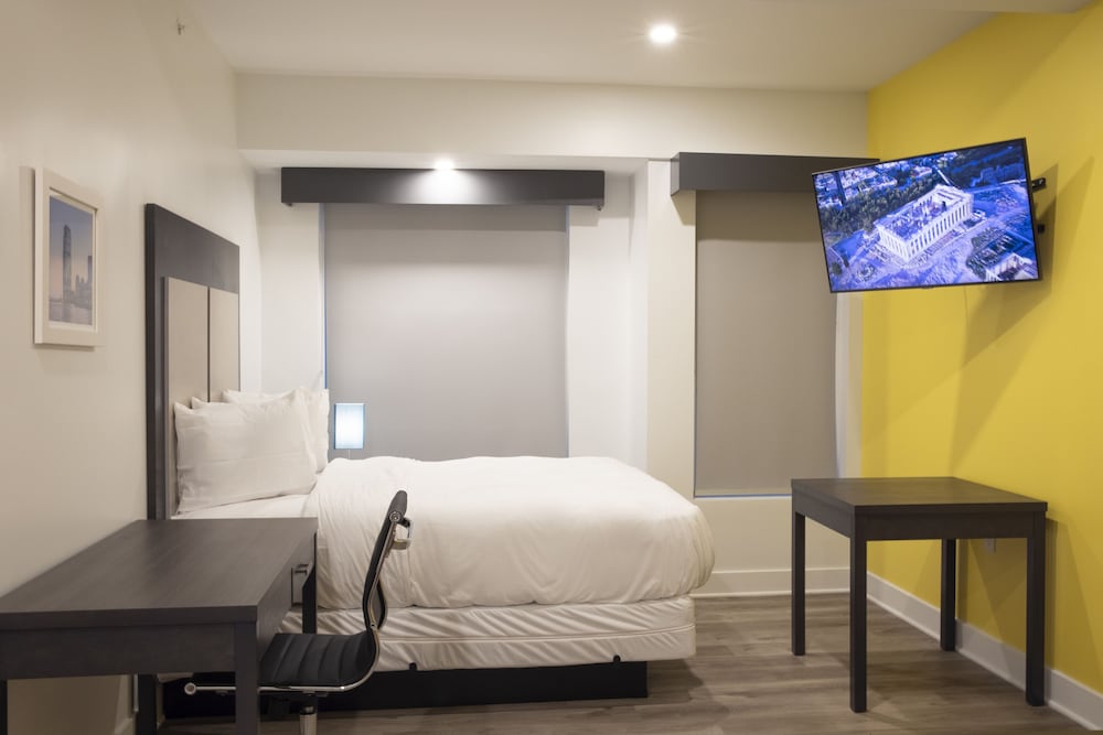 Executive Studio Suite
