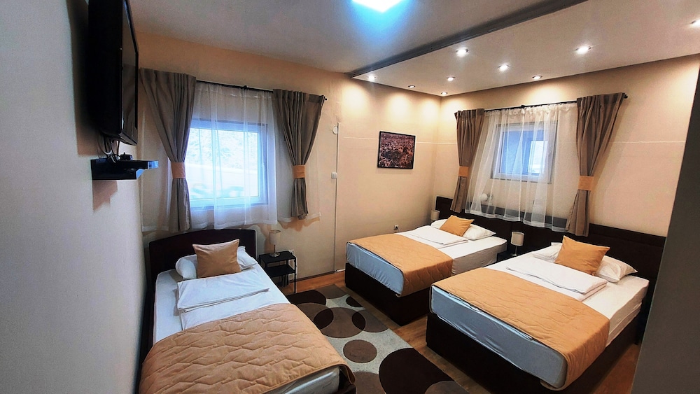 Family Triple Room, 1 Bedroom photo 1