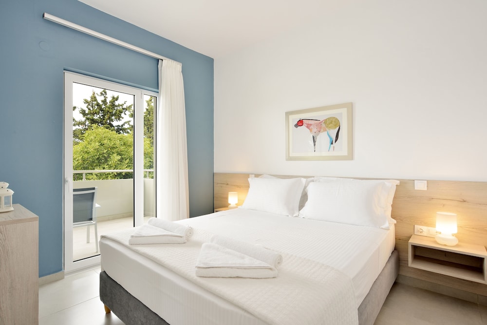 Deluxe Apartment, Multiple Beds, Sea View photo 1