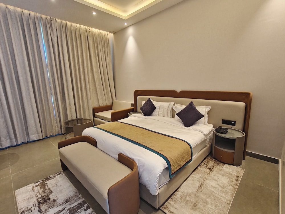 Executive Room photo 2
