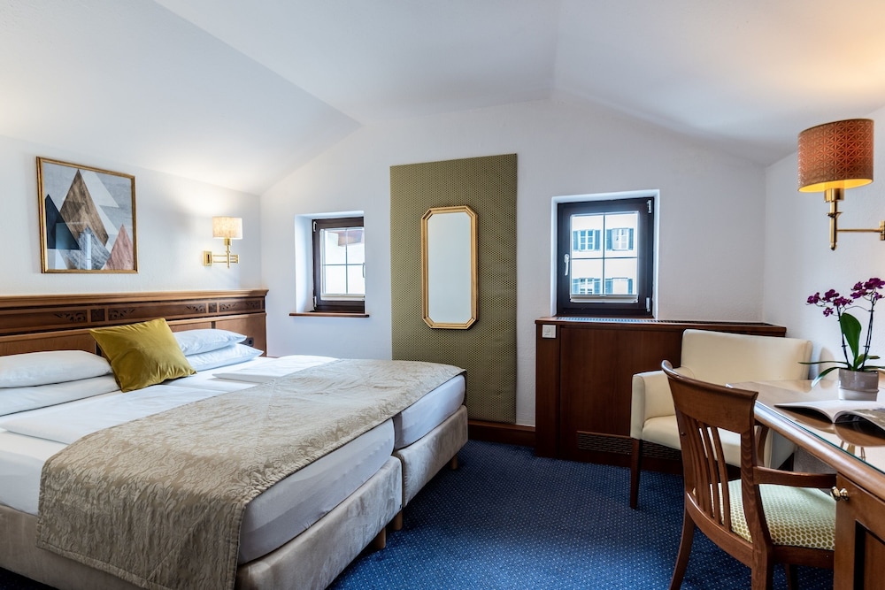 Classic Triple Room With 2 Bedrooms photo 3