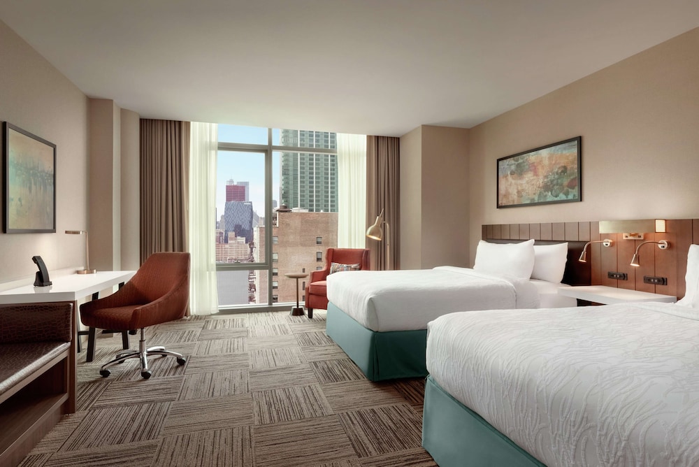 Suite, 2 Queen Beds, Accessible (Mobility & Hearing, Roll-in Shower)