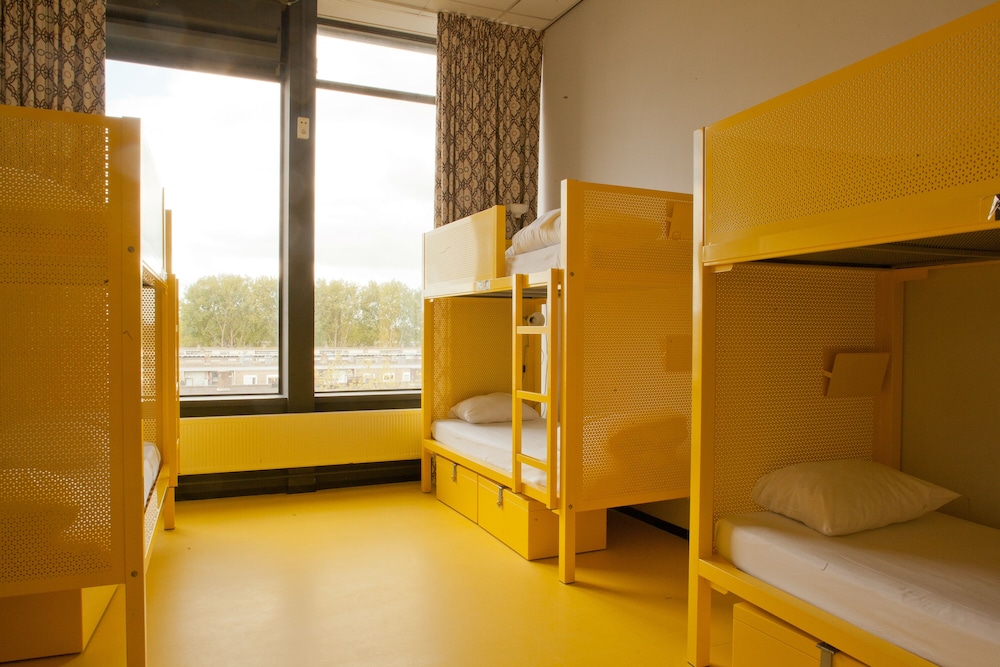 Standard room for 8 persons photo 3