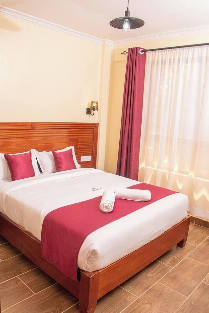 Deluxe Apartment, City View