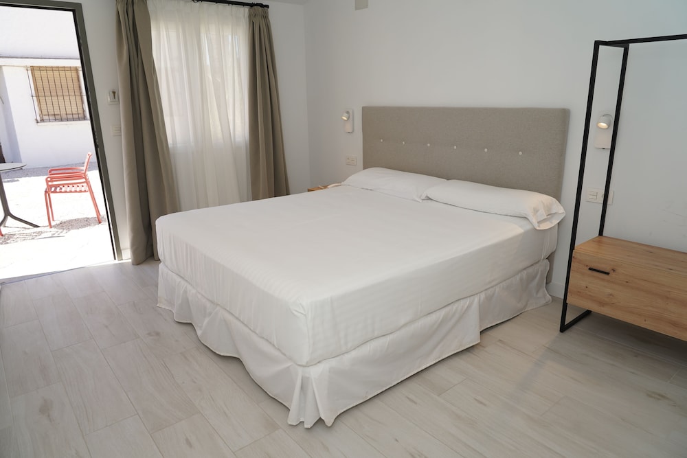 Superior Double Room - Photo 1