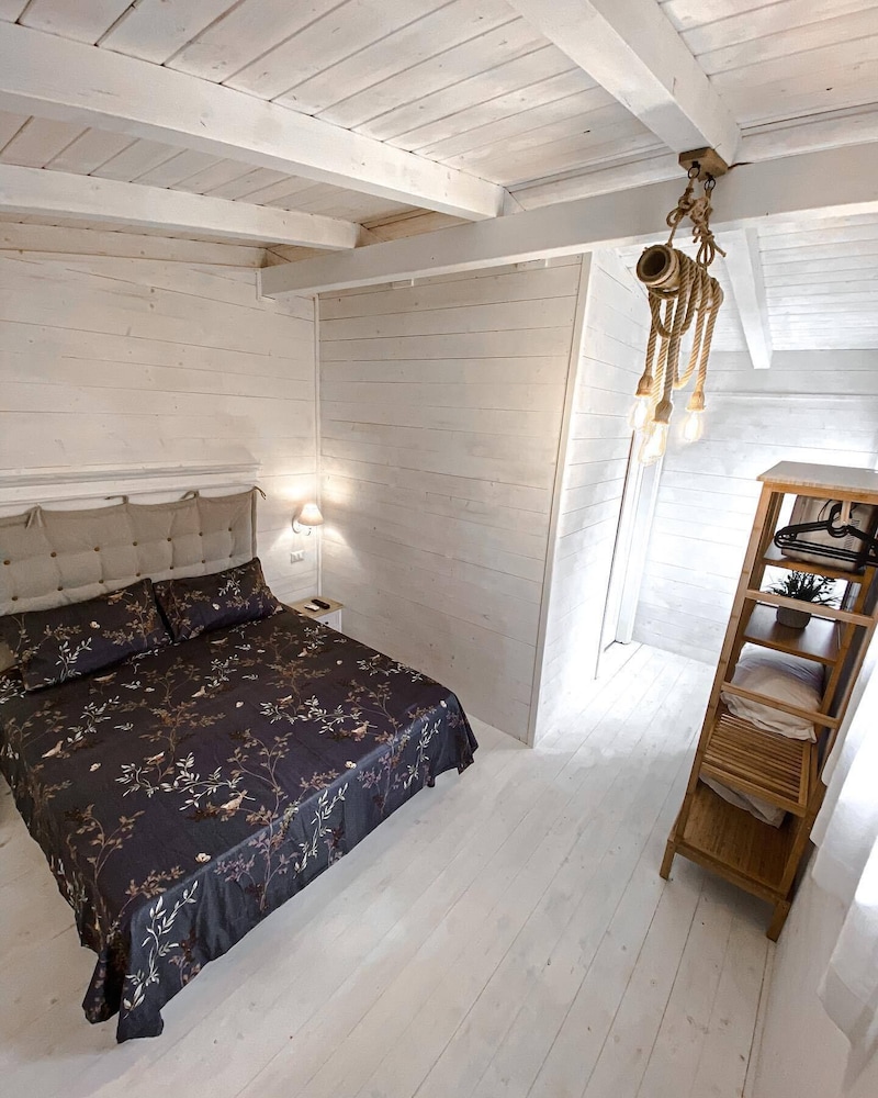Panoramic Cabin photo 2