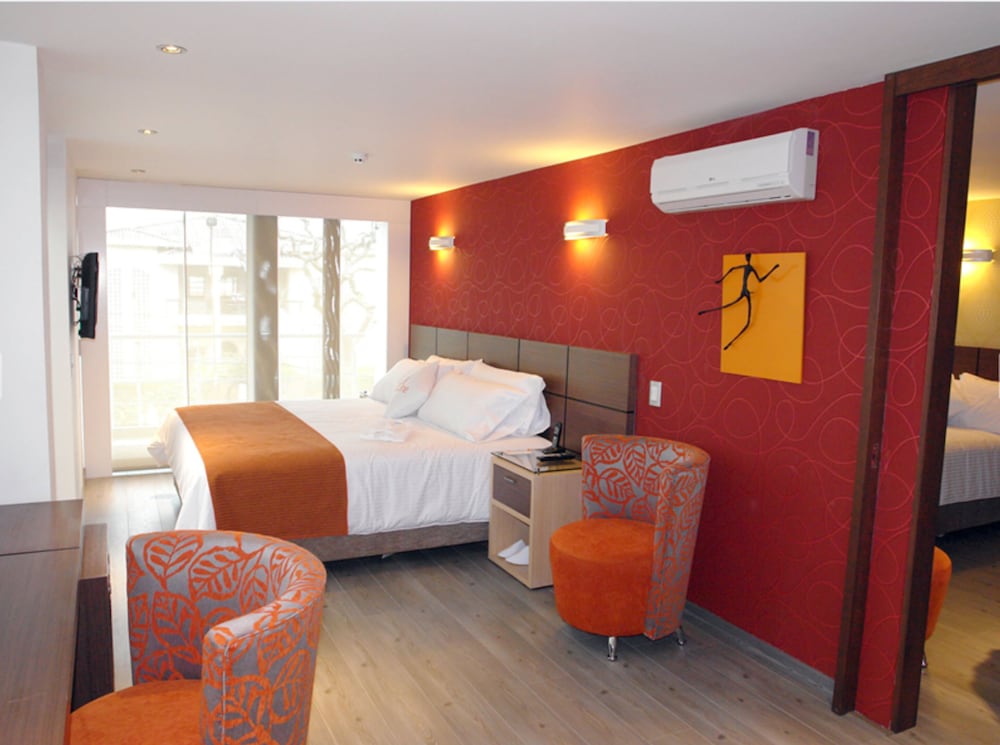 Deluxe Room - Photo 1