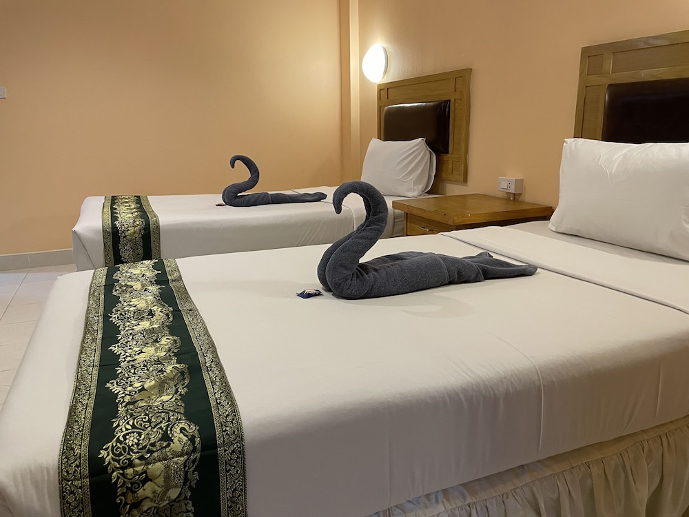Twin Room - Photo 1