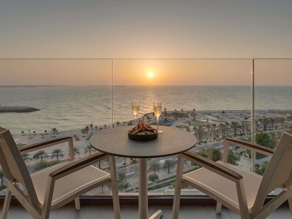 Superior Twin Room, Sea View photo 2