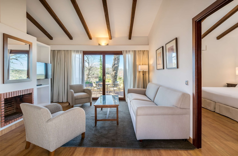 Villa, 2 Bedrooms - Photo 1