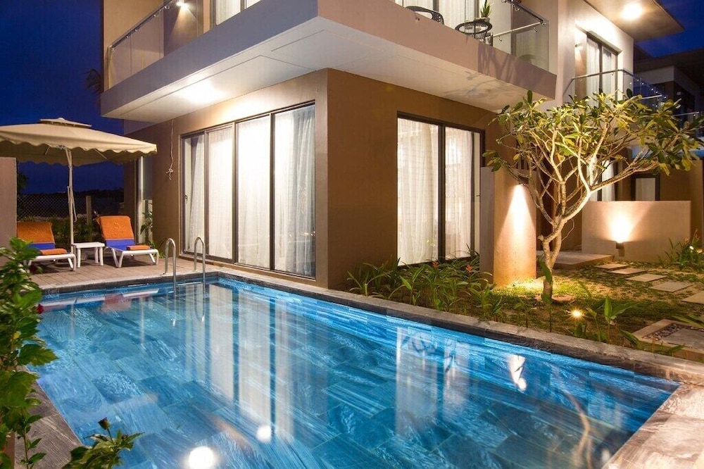 Luxury Villa, 3 Bedrooms, Private Pool, Oceanfront