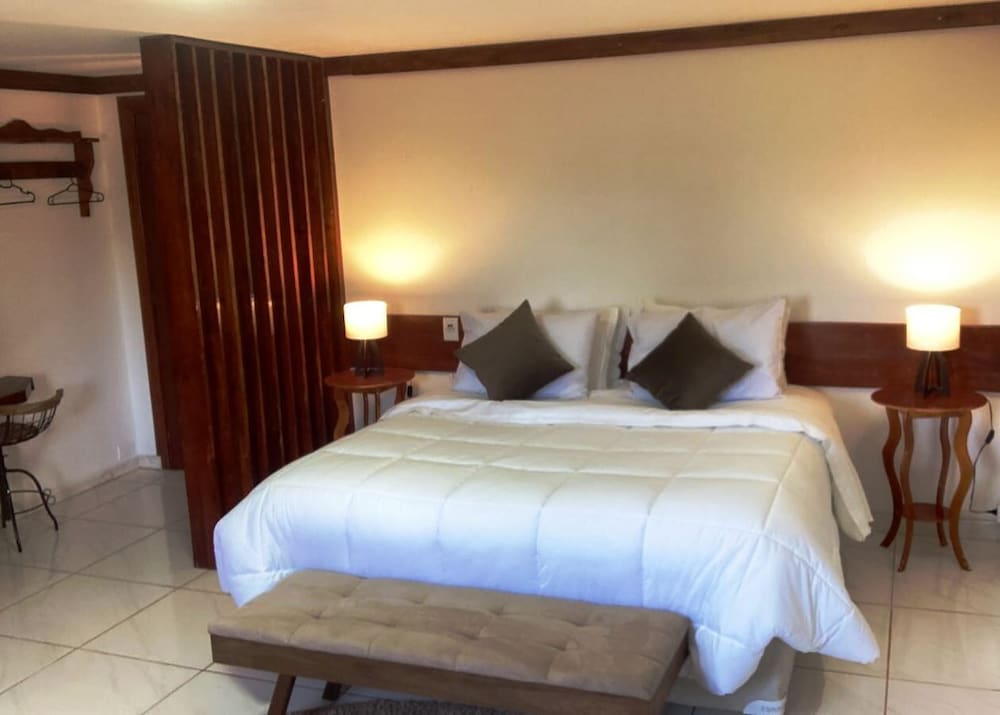 Deluxe Double Room, 1 King Bed, Jetted Tub photo 2