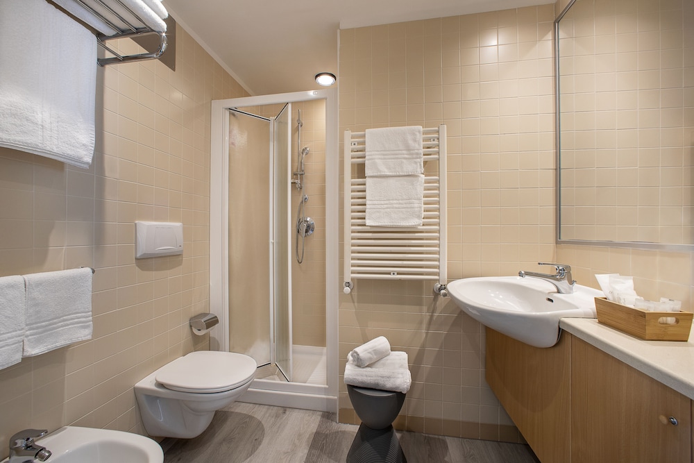 Comfort Double or Twin Room, Sea View - Photo 2