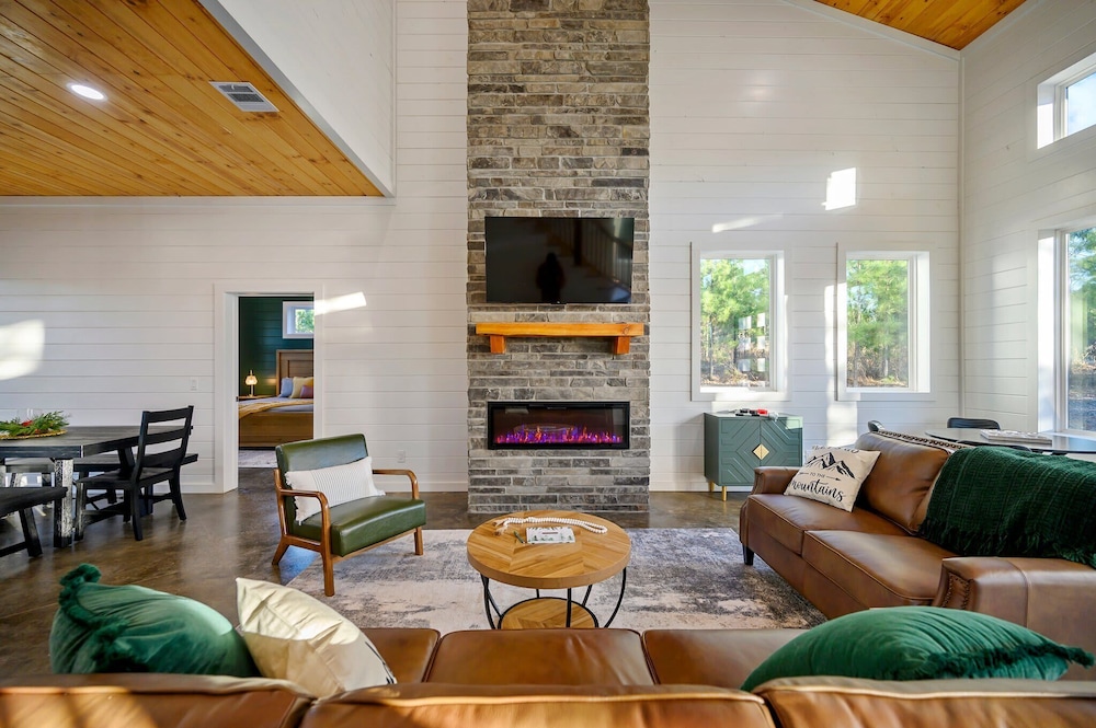 Cabin, Multiple Beds, Hot Tub, Garden View (Hidden Pearl)