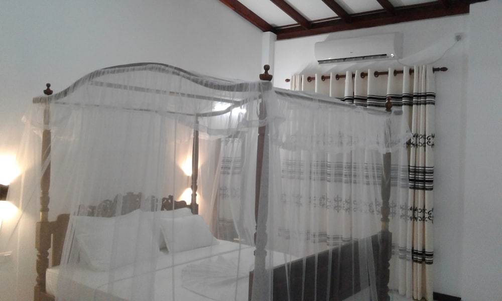 Deluxe Double Room With Balcony and Superior Sea View photo 3