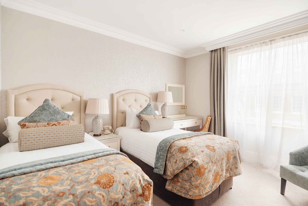 Classic Twin Room - Photo 4