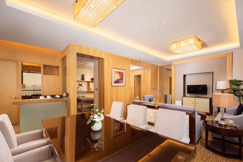 Suite, 1 Bedroom (Living Dining)