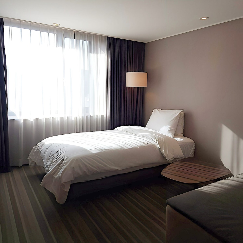 Deluxe Twin Room photo 2