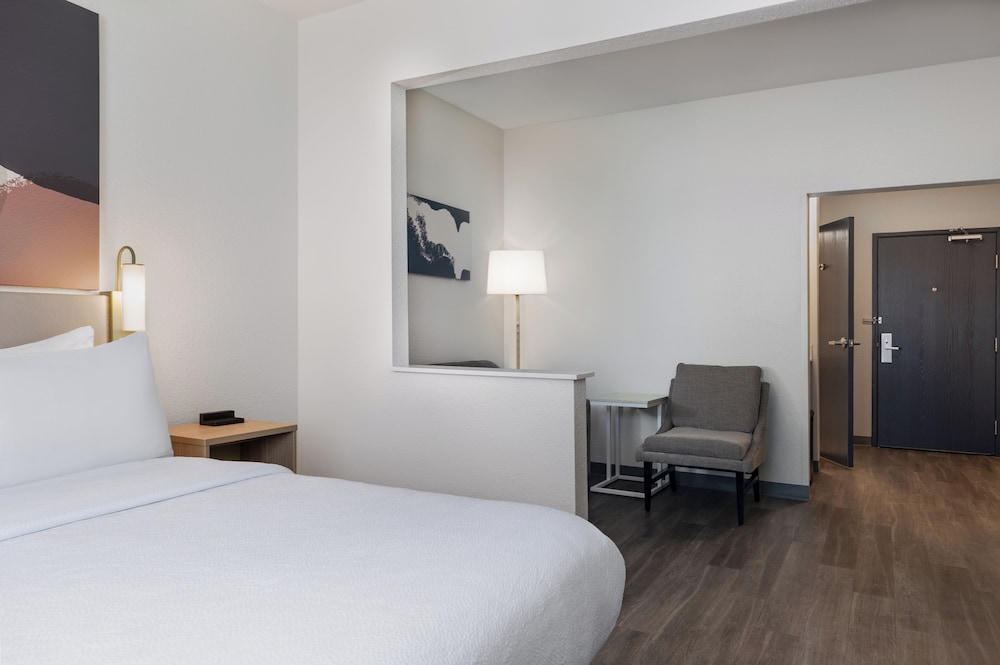 Room, 1 King Bed with Sofa bed, Accessible (Mobility & Roll-In Shower) - Photo 3