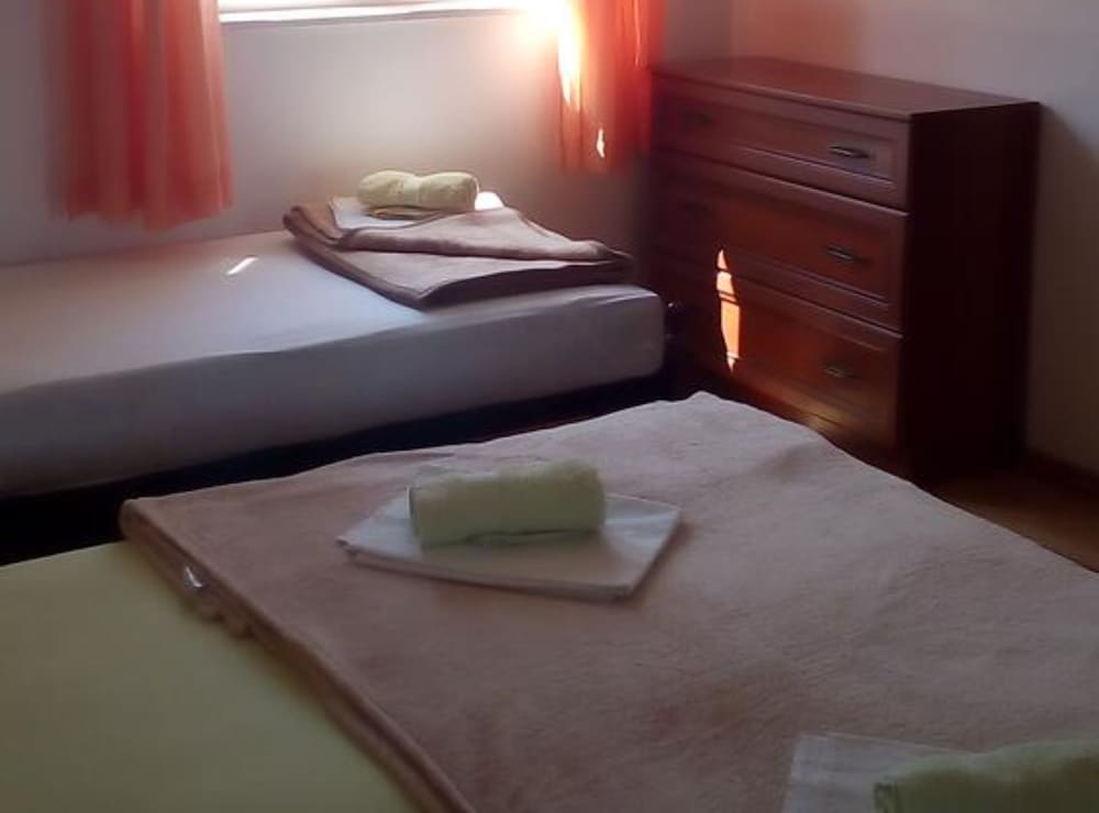 Apartment (One Bedroom Apartment With Balcony An)