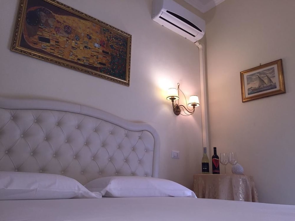 Standard Double Room, Non Smoking photo 3