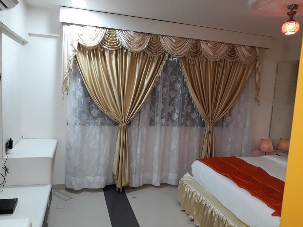 Royal Double Room