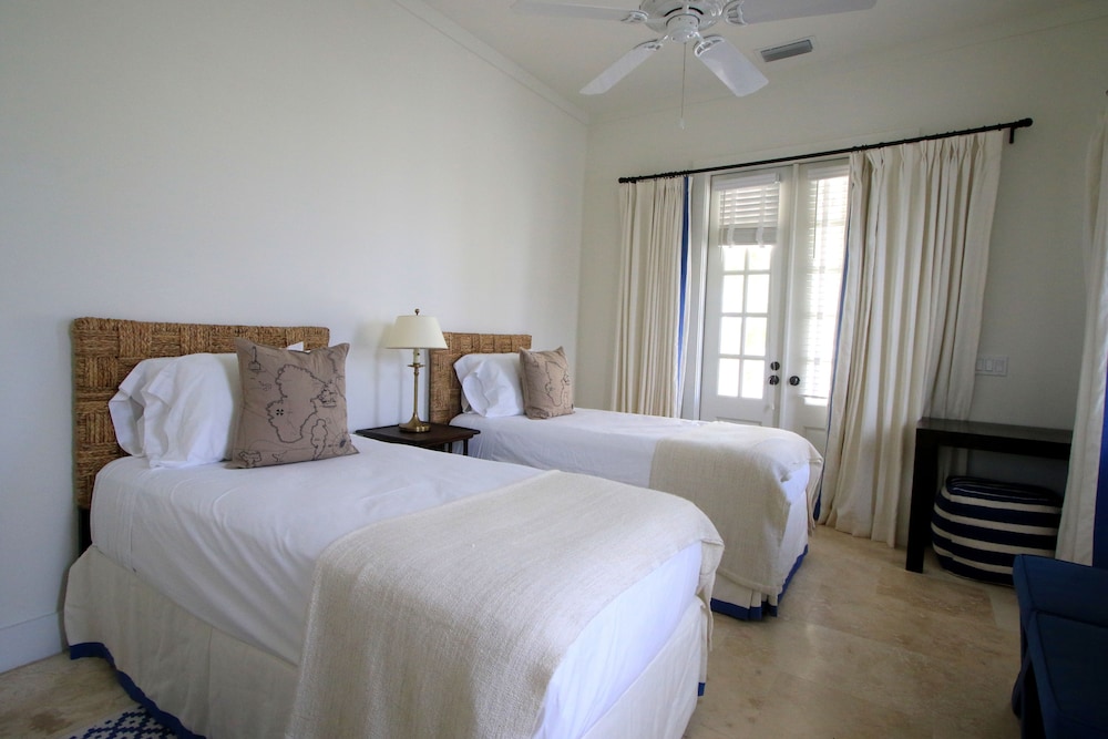 Town Cottage - 2 Twin Beds