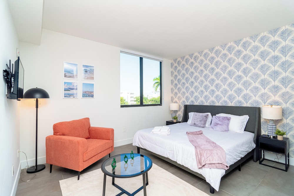 Deluxe Single Room, City View photo 1