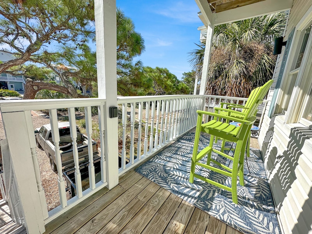 Premium House photo 3