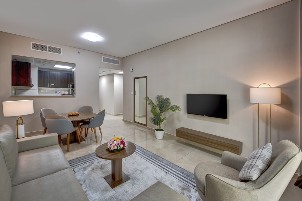 Standard Two Bedroom Apartment photo 3