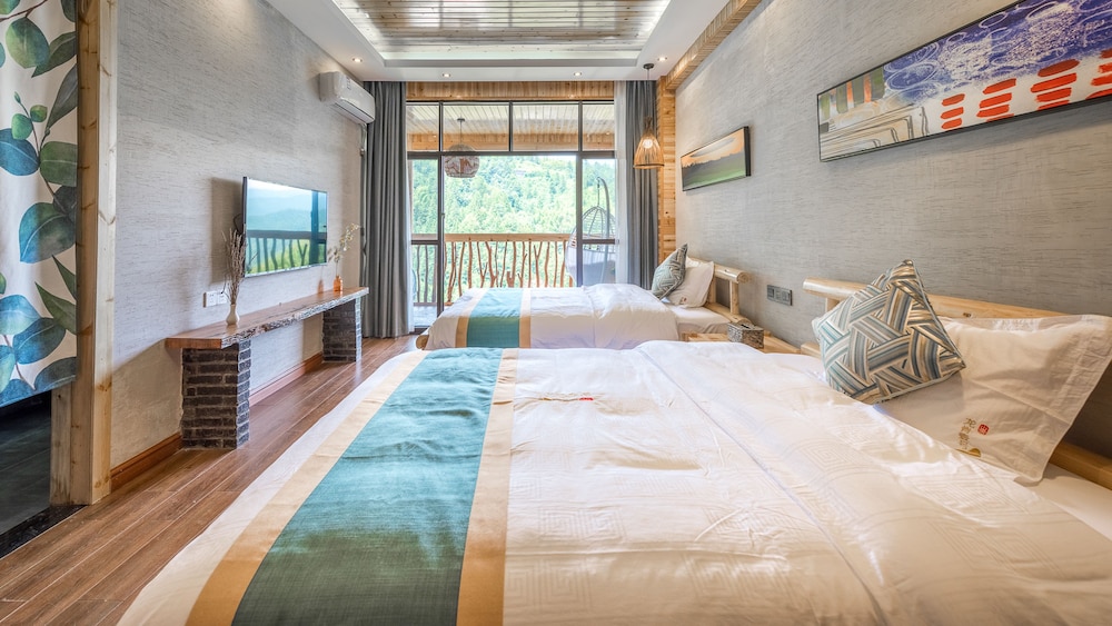 Twin Room, Balcony (Mainland Chinese Citizen Only) photo 3