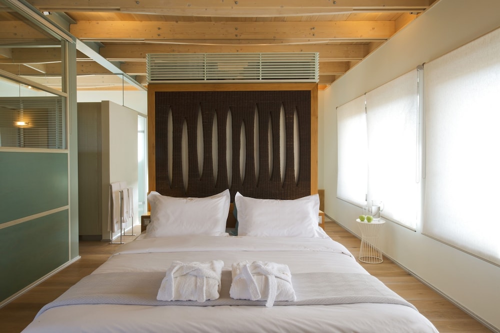 Luxury Villa, 3 Bedrooms photo 3