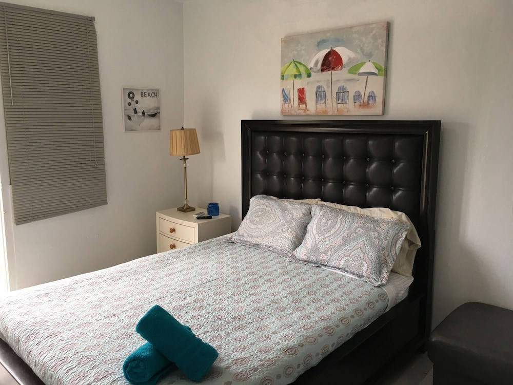 Ss 2c - Standard Room, 1 Queen Bed, 2nd Floor photo 1