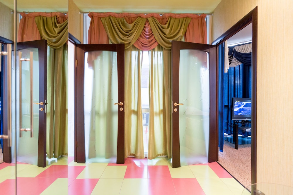 Luxury Suite, 1 Bedroom, Kitchenette photo 3