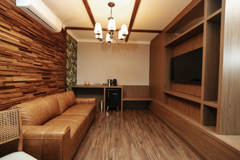 Luxury Room, 1 King Bed