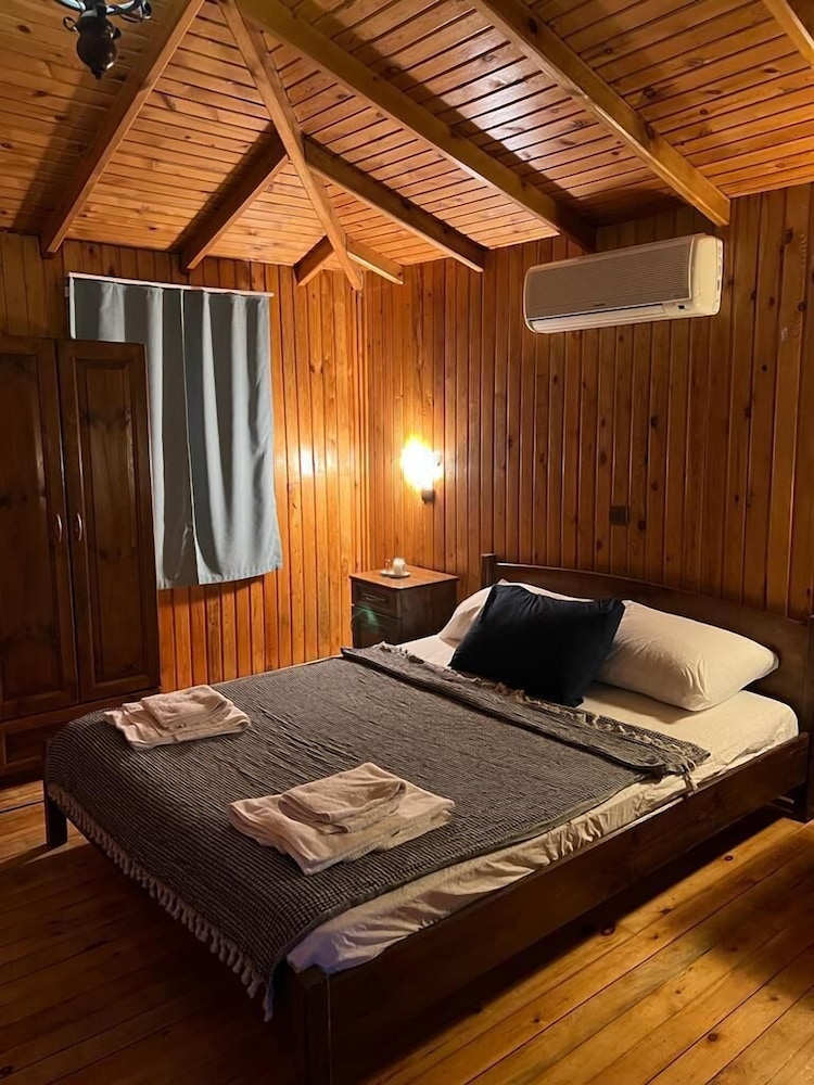 Superior Double Room, 1 Bedroom, Garden View
