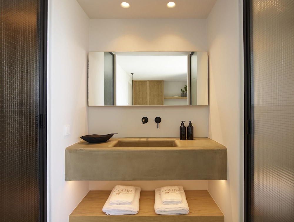 Deluxe Sea View Plunge Pool - Photo 9