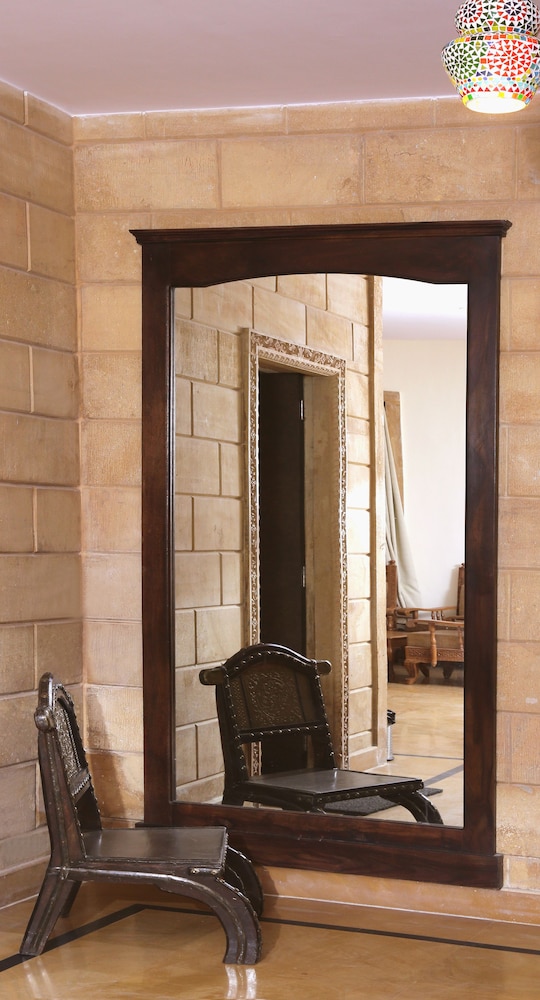 Suite - Photo 5