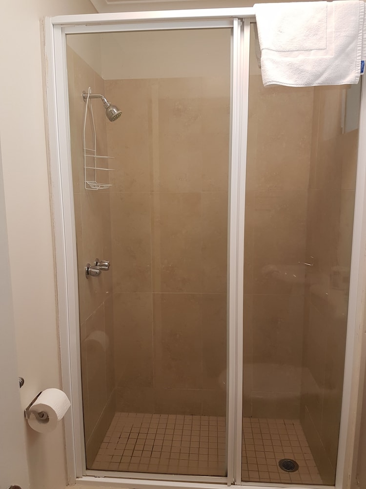 Triple Room, Multiple Beds photo 2