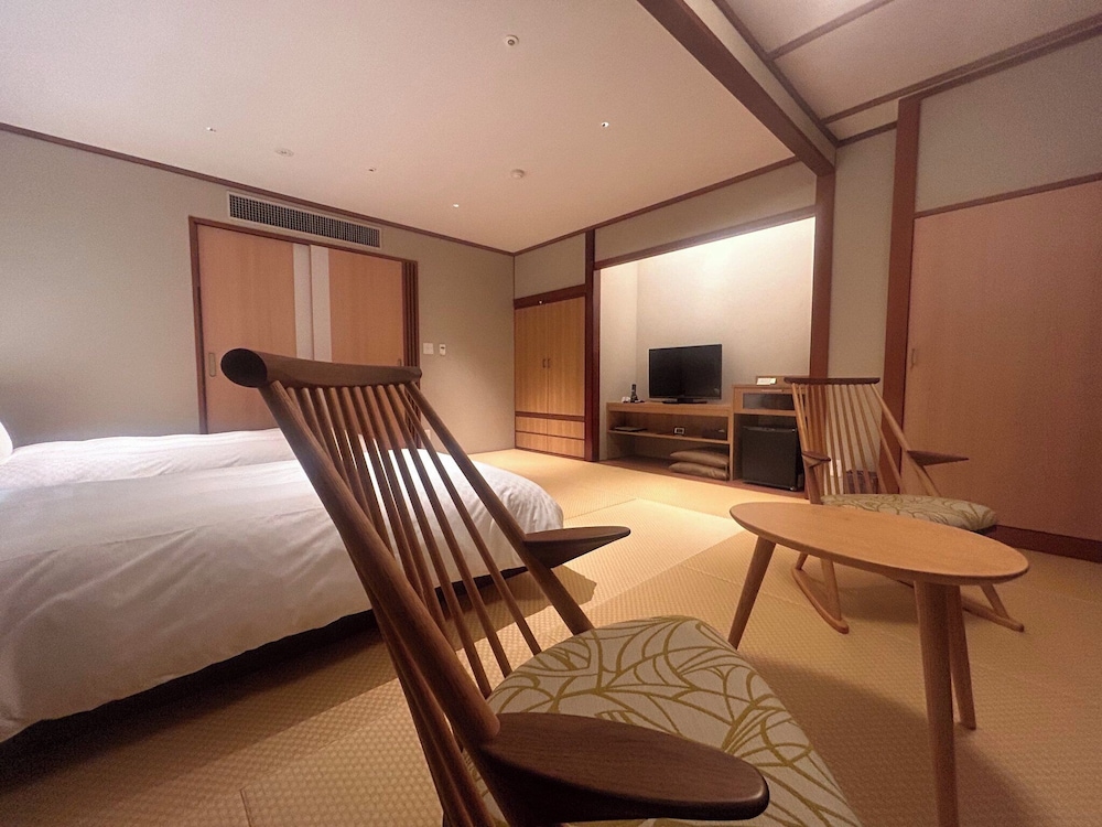 Japanese-Style Room with Beds (Renewal in 2024) Non smoking photo 2
