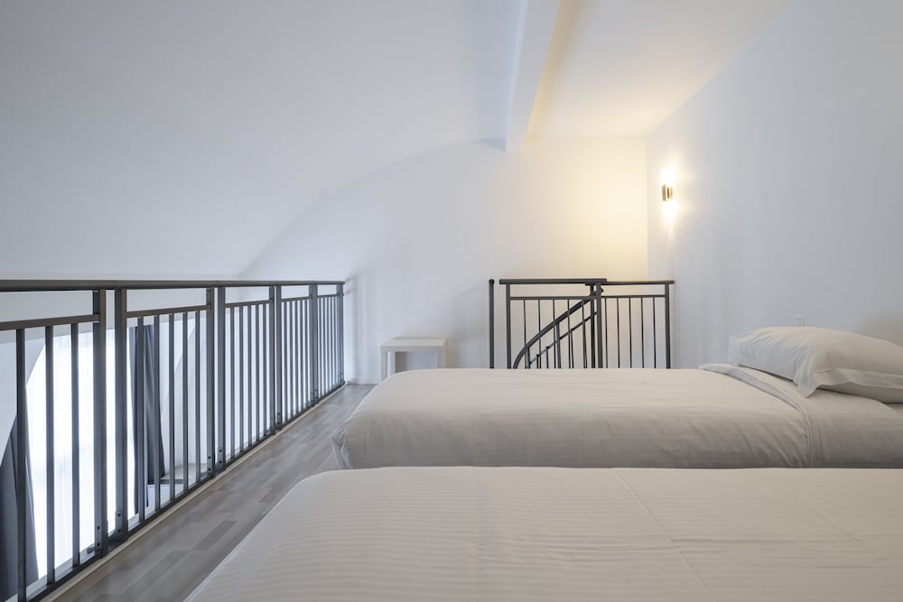 Triple Room (Duplex) photo 3