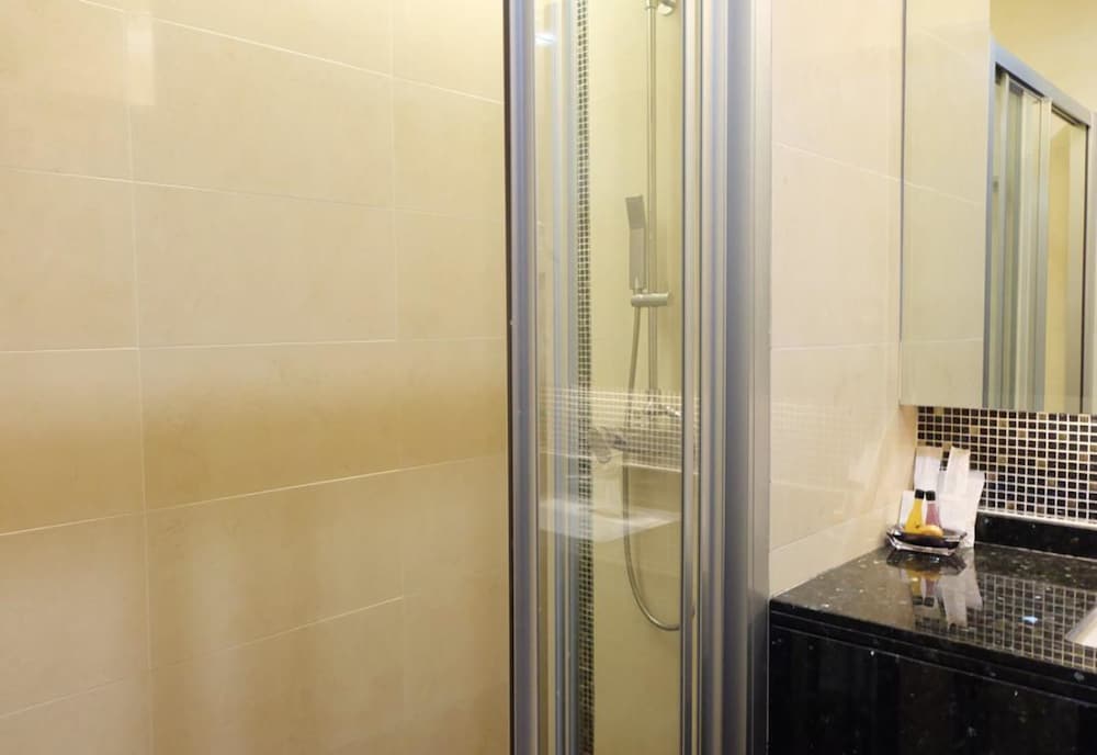 Deluxe Double City View Room photo 3